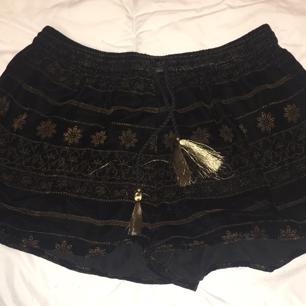 Women’s Embroidered Shorts